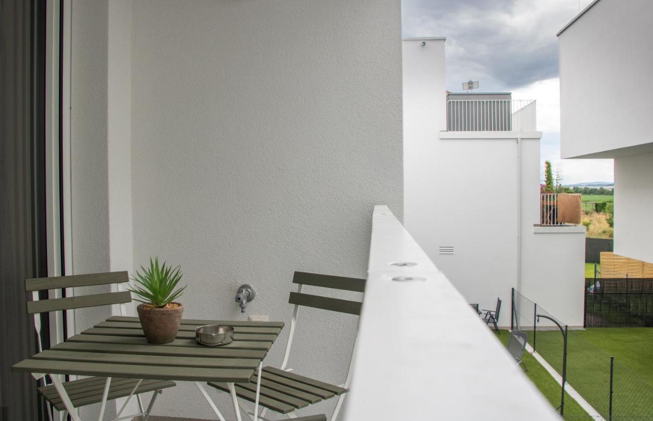 Flat2Go Modern Apartments - Harmony Of City And Nature Vienna Esterno foto